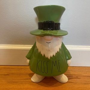 Rae Dunn Ceramic KISS ME Leprechaun Gnome. NEW IN BOX.